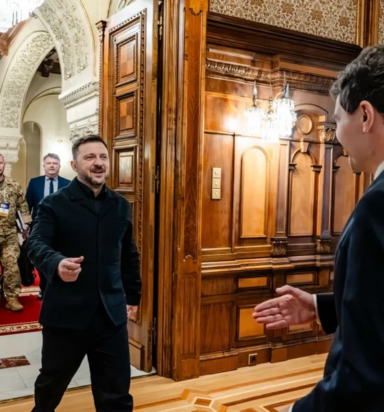 ÚJRATERVEZÉS: A román elnök "különös megtiszteltetésnek" érezte, hogy ukrán kollégája is részt vett a B9-es csúcstalálkozón, pedig Ukrajna se nem NATO-tag, se nem skandináv ország. Nicusor Dan szerint ezzel is megerősítették a NATO egységét és elszántságát, hogy segítsék Ukrajnát az önvédelemben és erős pozícióijának megtartásában