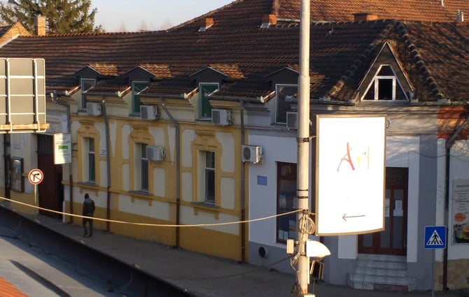 FECSKÉK MAGYARKANIZSÁN: Egy migránselosztó központ mindennapjai 7