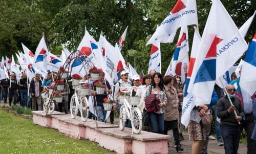 TOBORZÁS: Hogyan veti meg a lábát egy korábban szinte tiszta magyar faluban a Szerb Haladó Párt?