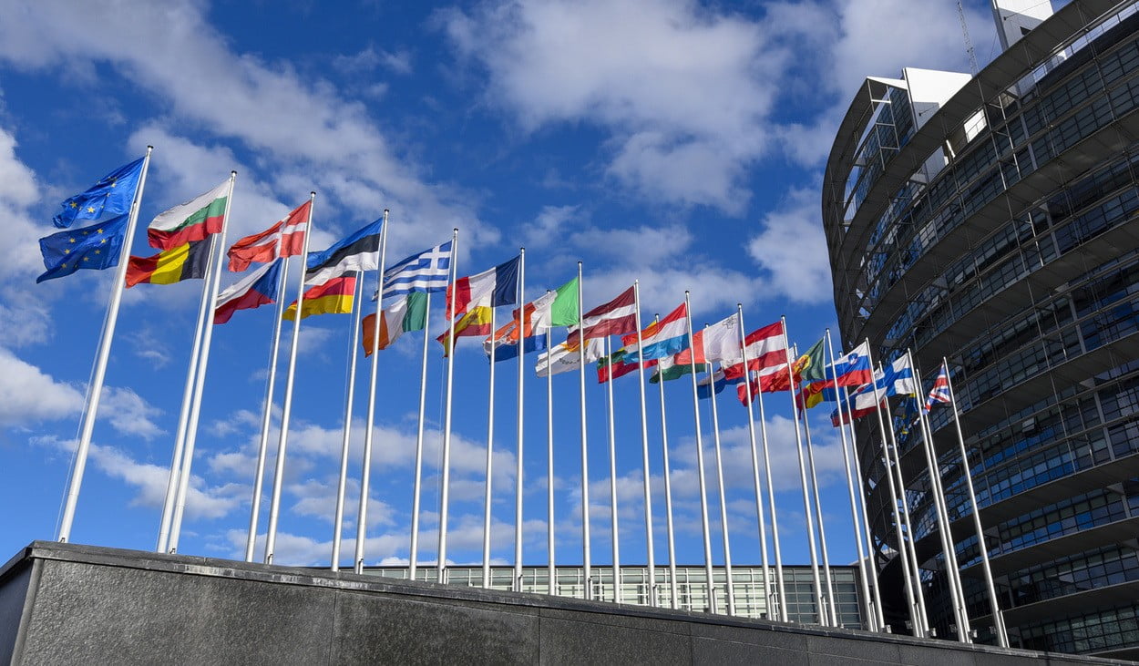 Az Európai Parlament (EP) megszabta azokat a kritériumokat, amelyek alapján Bosznia-Hercegovina, illetve Szerbia és Koszovó csatlakozhat az Európai Unióhoz