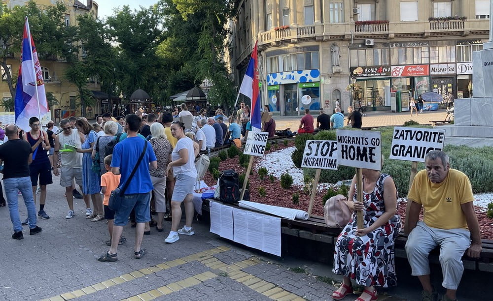 FÁSULTSÁG? Kevesen vettek részt a szabadkai tüntetésen