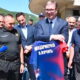 TISZTELETBELI CSENDŐR: A szerb államfő névre szóló pólót kapott a június 22-én tartott rendőrségi gyakorlaton