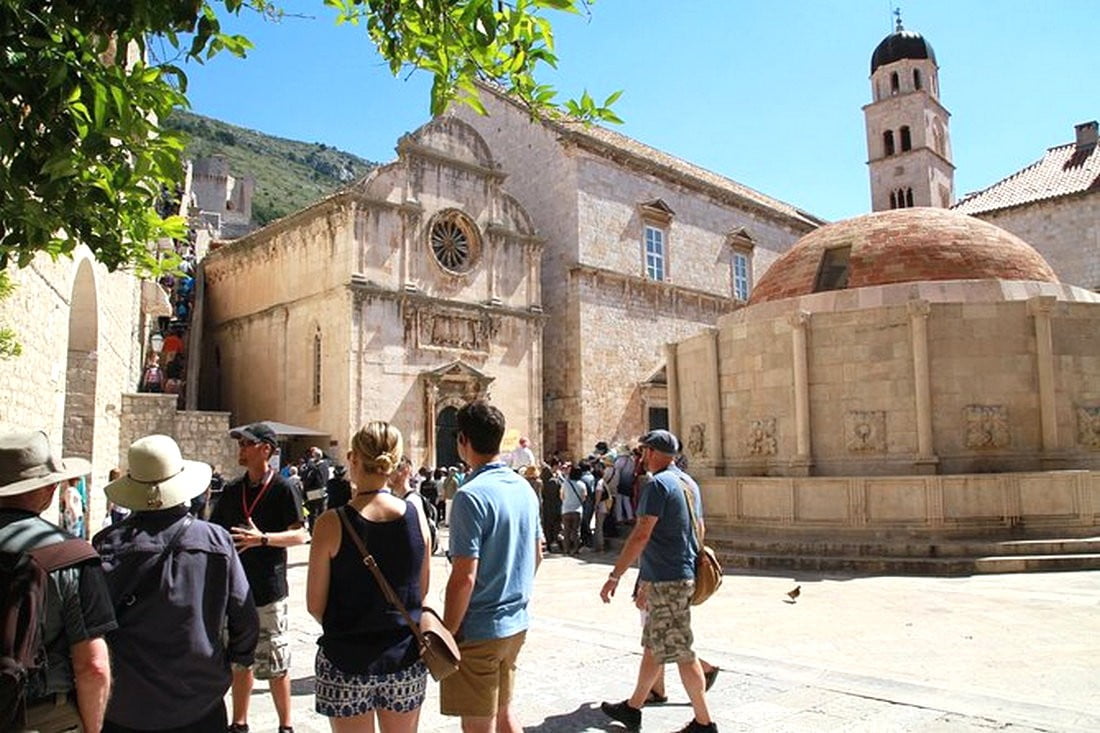 WALKING TOUR: Talán ez a dubrovniki idegenvezető tudja a választ a kérdésre