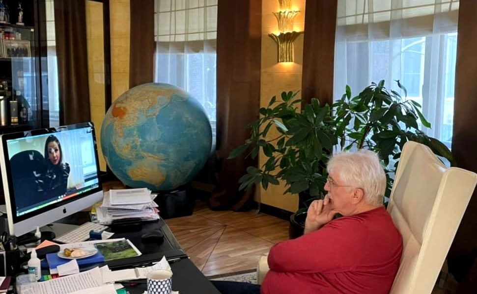 orosz - szerb barátság. Alekszej Csepa online tart fogadást.