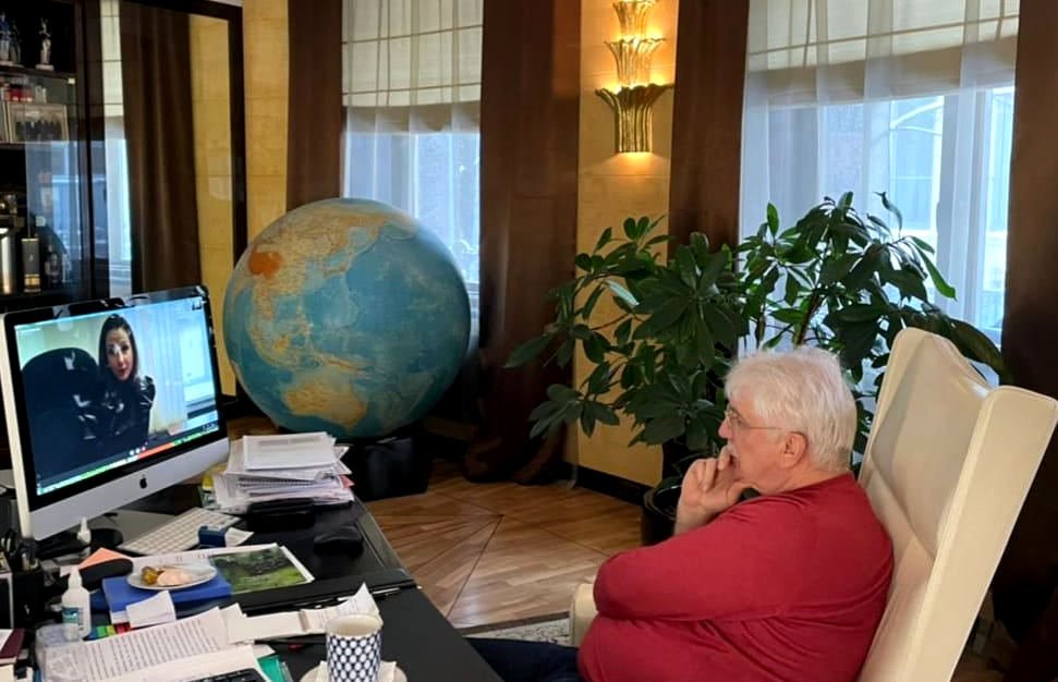 orosz - szerb barátság. Alekszej Csepa online tart fogadást.