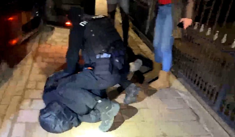A szerbek albán nemzetiségű fegyvercsempészt fogtak Szerbiában (Forrás: BIA)