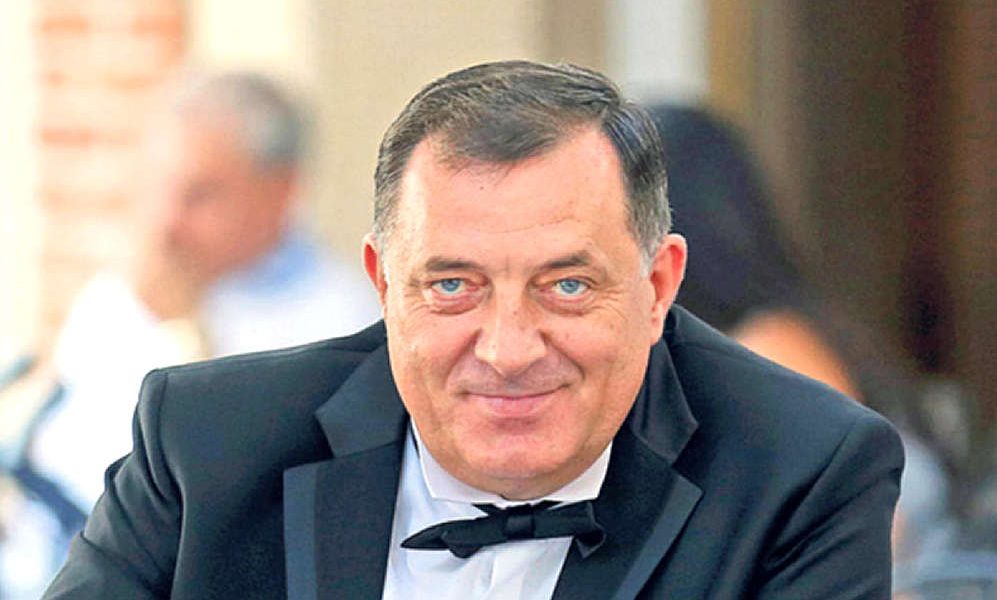 CSOKORNYAKKENDŐ: Dodik úriember látszatát kelti (Forrás: Inforadar)