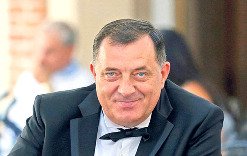 CSOKORNYAKKENDŐ: Dodik úriember látszatát kelti (Forrás: Inforadar)