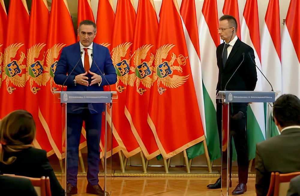 A montenegrói kormány csütörtökön megerősítette, hogy 50 millió eurós magyar hitelt vett fel a CKB banktól