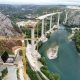BOSZNIA LEGNAGYOBB HÍDJA: A 980 méter hosszú és 100 méter magas Počitelj-híd a bosnyák autópályán (Forrás: Jabuka TV)