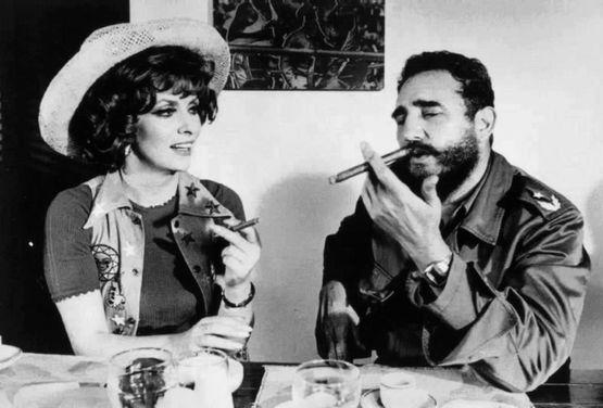 A fényképen Lollobrigida és Castro, meg két szivar