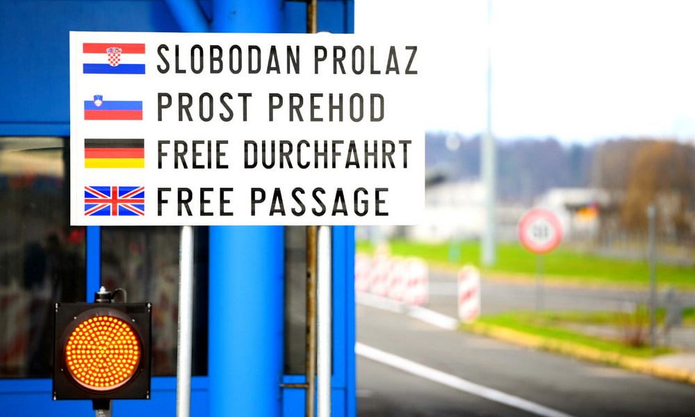 Horvátország belépett a shcengeni övezetbe, és bevezette az eurót