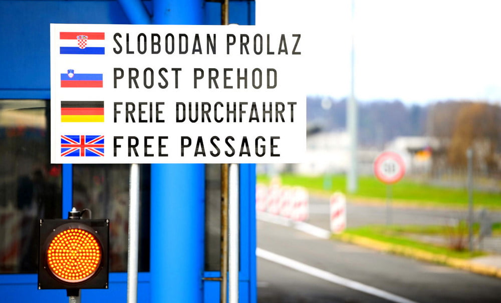 Horvátország belépett a shcengeni övezetbe, és bevezette az eurót