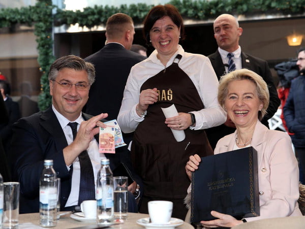 Megittak egy feketét, a horvát miniszterelnök euróval fizetett