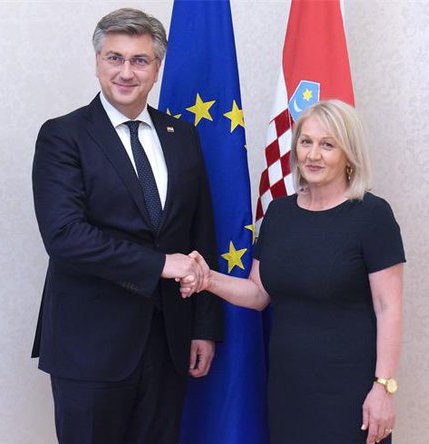 Andrej Plenković ezzel a fotóval gratulált, és örömét fejezete ki, hogy hamarosan találkozik Krištoval Zágrábban
