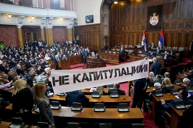 Nincs UNESCO, nincs kapituláció!