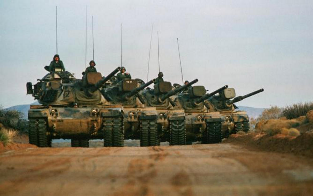 Szerbia fegyverkezik / Serbia is arming itself
