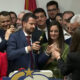 Az új montenegrói elnök pezsgőt bontott