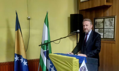 bosnyák, Izetbegović