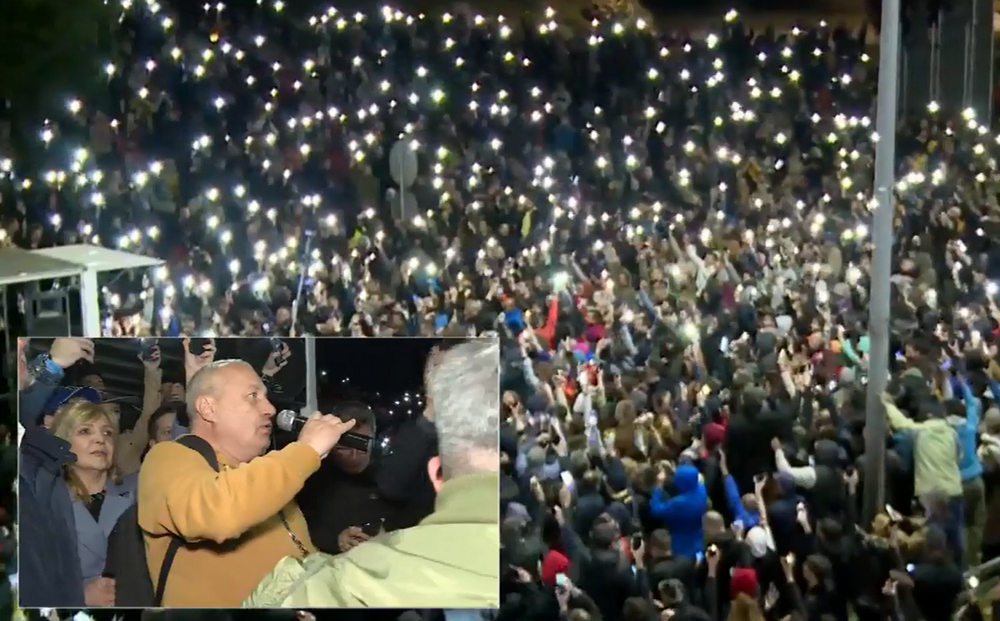 Rendőri beavatkozás nélkül zajlott le az újabb erőszakellenes tüntetés Belgrádban 4 erőszak, erőszakellenes, megmozdulás