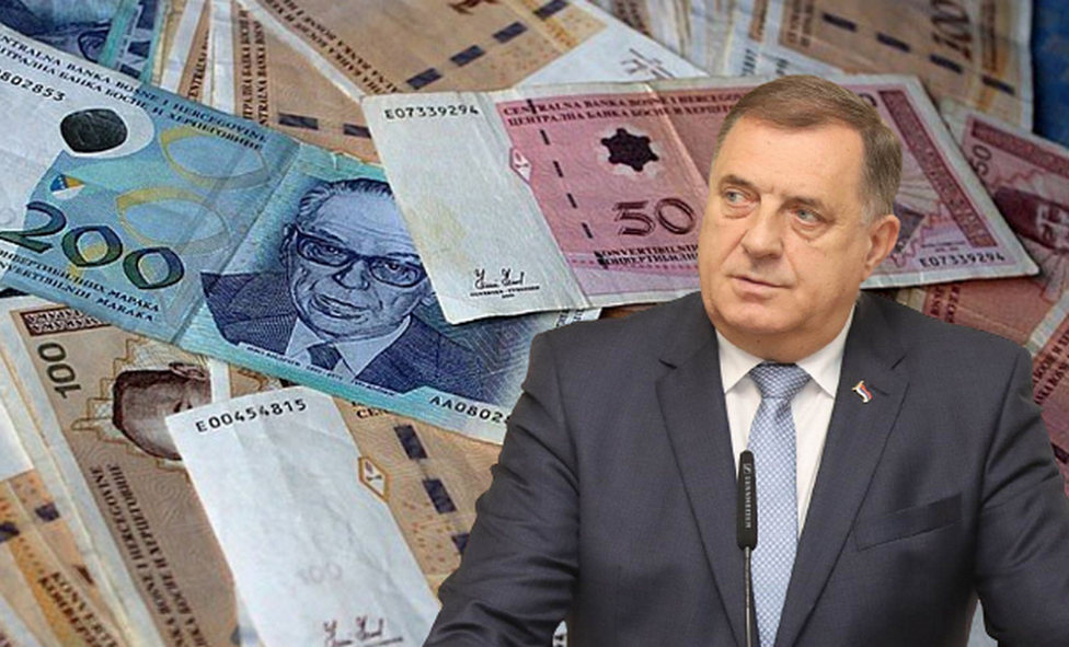 Dodik pénzt kap az EU-tól / Dodik travels to Moscow and receives money from the EU