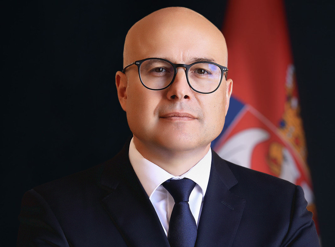 Szerbiában már megint választások lesznek, a miniszterelnök lemondása az asztalon 2 választás