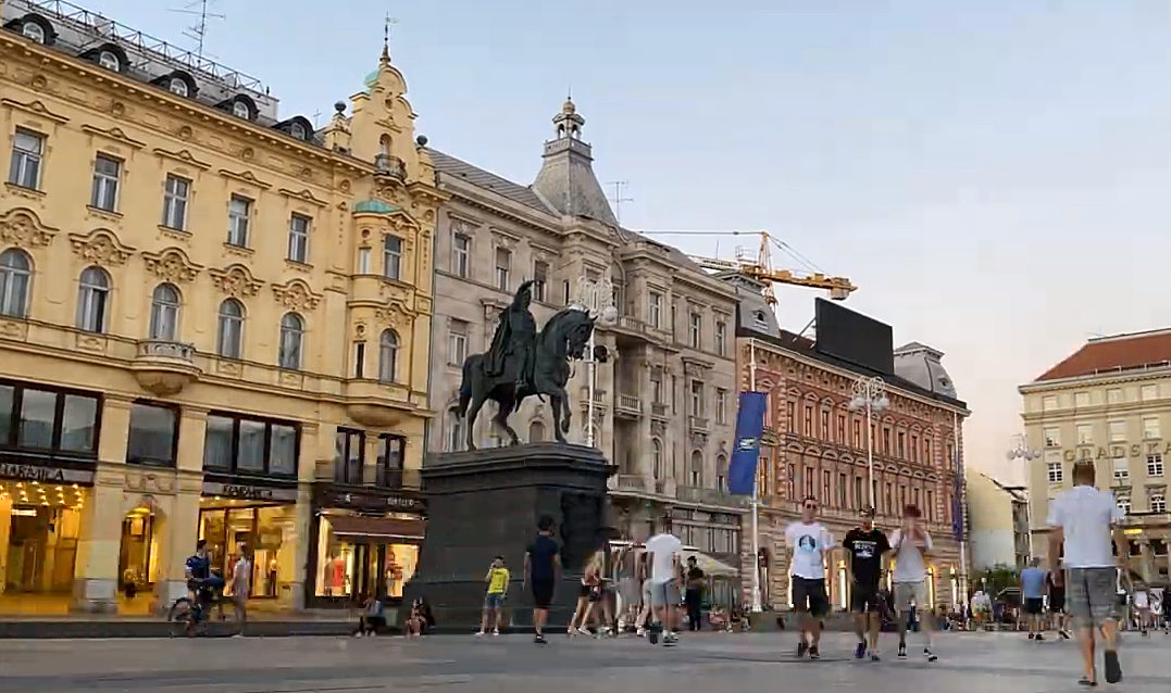 király, koronázás