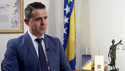 erőszak