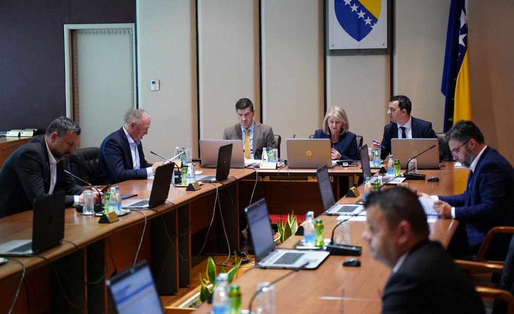 A gradačaci gyilkos több embert is megölt volna, ha igazi lőszert kap a boltban +18 4 lőszer, bosnyák