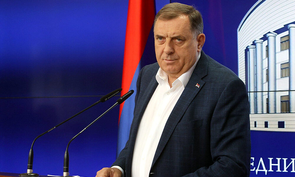 támogatás / three nations support for the Bosnian Serb President