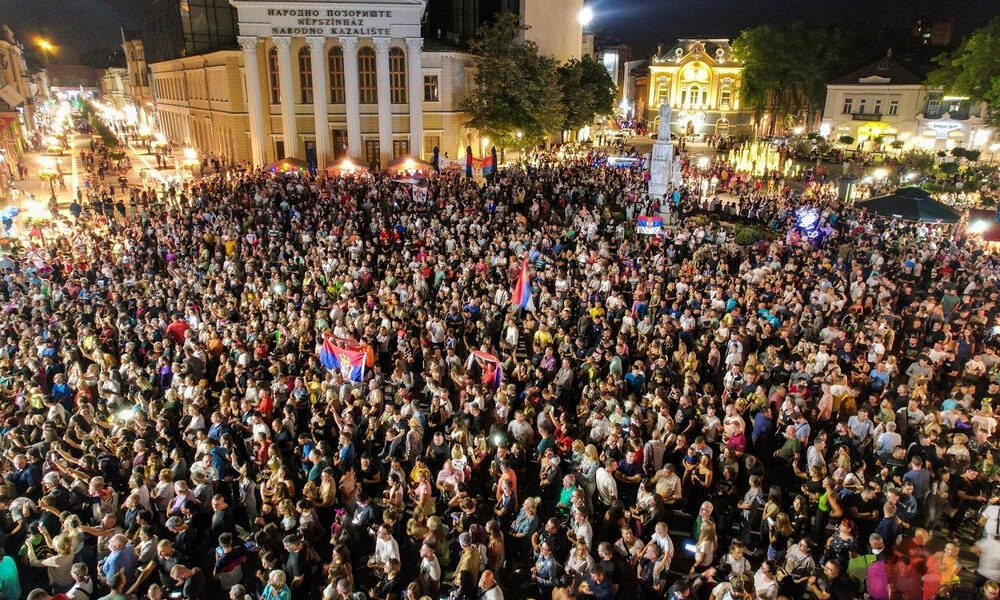 szerbség Baja Mali Knindža Piramis