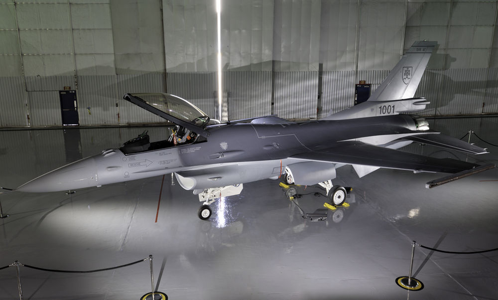 F-16