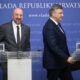 A horvát miniszterelnök elfordult Micheltől? A legolvasottabb bosnyák hírportál, a Klix.ba ezzel a fotóval számolt be a zágrábi találkozóról (Forrás: Klix.ba)