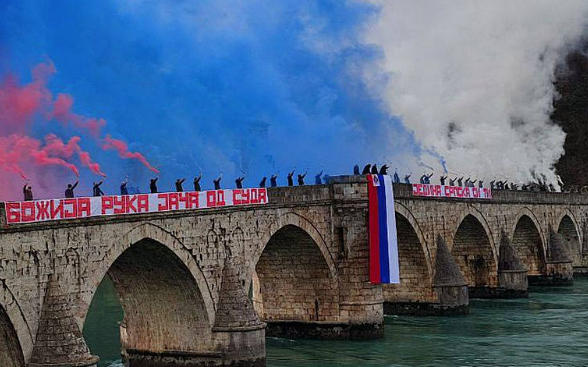 A Zvezda keménymagja fáklyázott