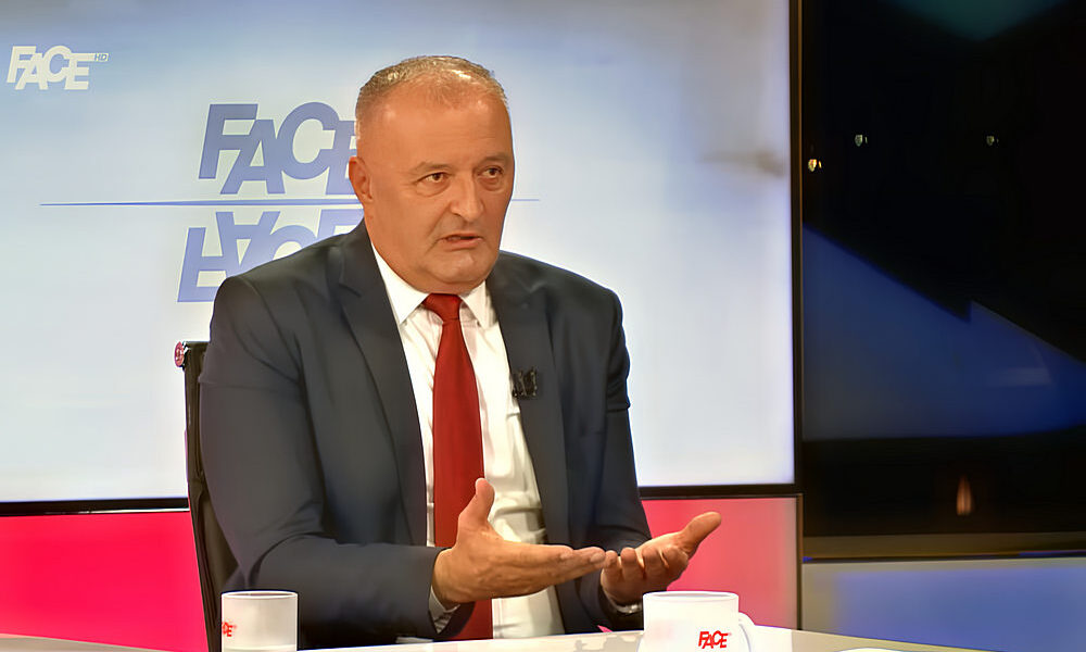 Megy a para ezerrel Helez nyilatkozatát követően, miszerint orosz kiképzők vannak Boszniában