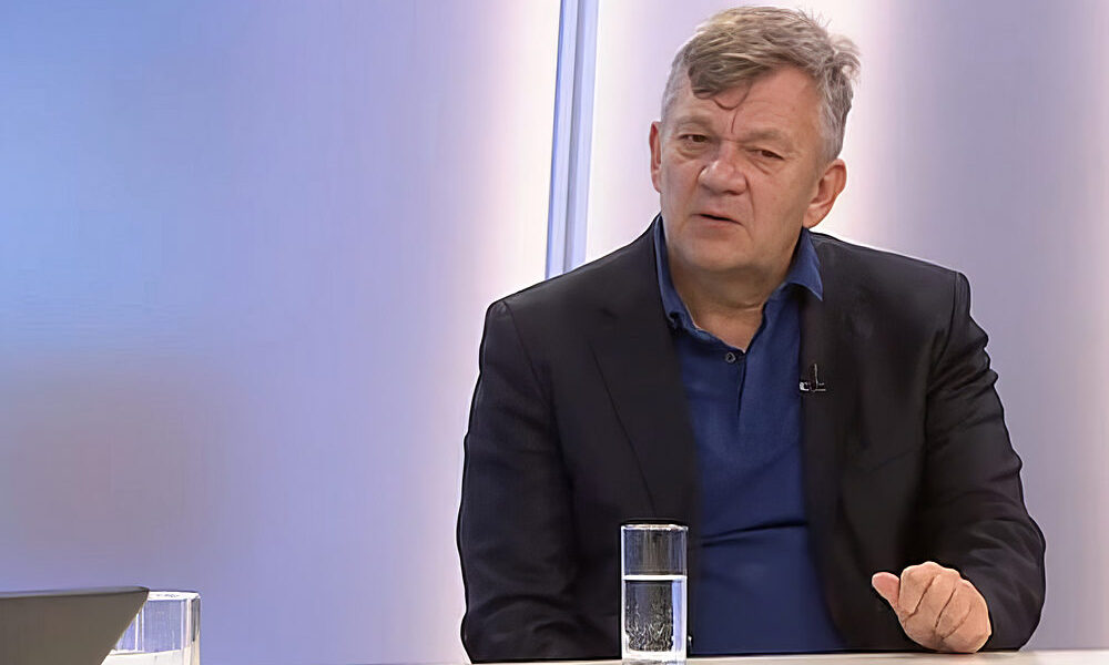 Predrag Ćeranić, a Banja Luka-i biztonságtudományi egyetem dékánja, aki a színes forradalomtól tart