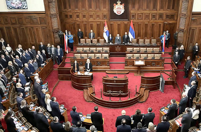Utcai parlament, parlamenti utca