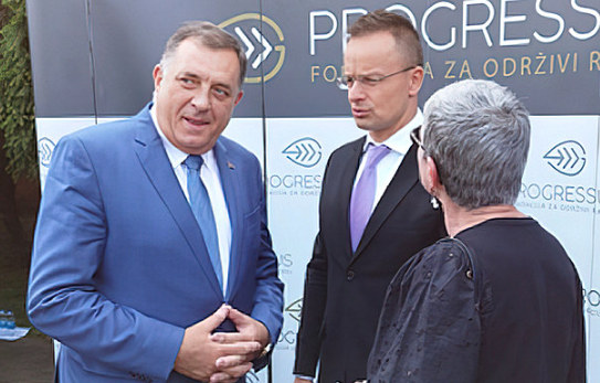 Szijjártó és Dodik