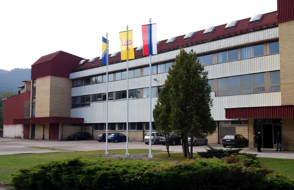A szóban forgó paléi gyár épülete 
