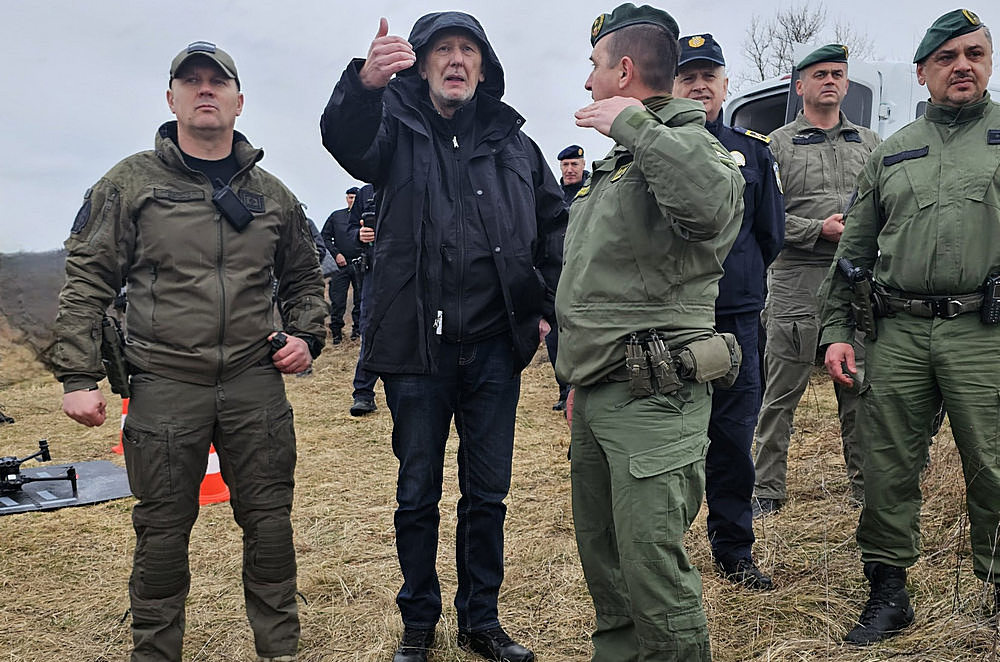 Ipari jelleget öltő migrációról beszélt a horvát belügyminiszter