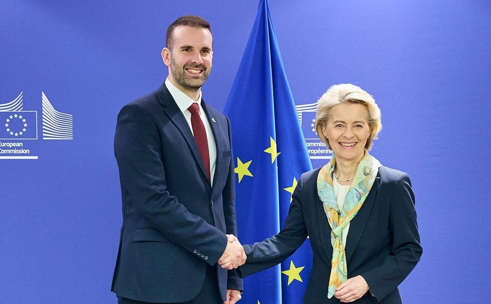 Ursula gratulált a montenegrói miniszterelnöknek