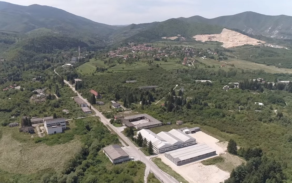 A Vitezit gyár madártávlatból