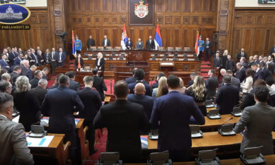 Ma nem hallgatták meg együtt a himnuszt a képviselők a szerbiai a parlementben