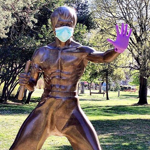 A mostariak gondját viselték Bruce Lee-nek