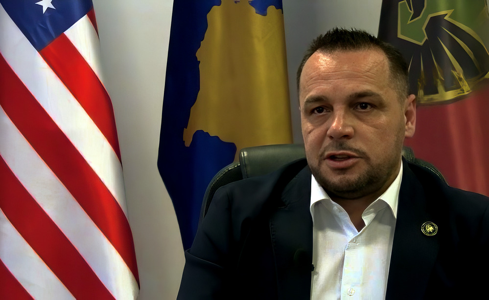 Ejup Maqedonci  koszovói védelmi miniszter