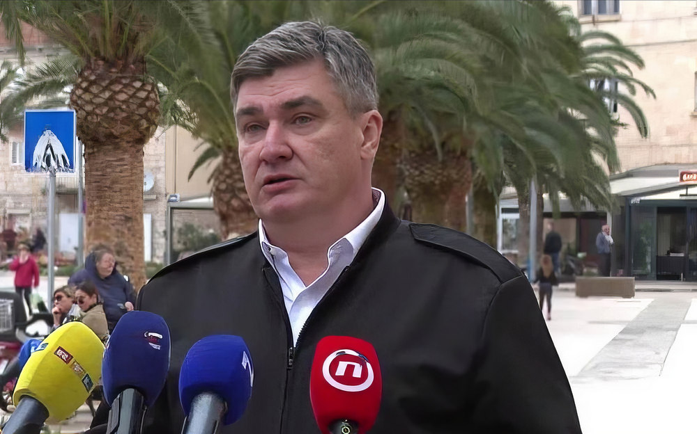 A horvát elnök a tengerparti Vela Lukából üzent