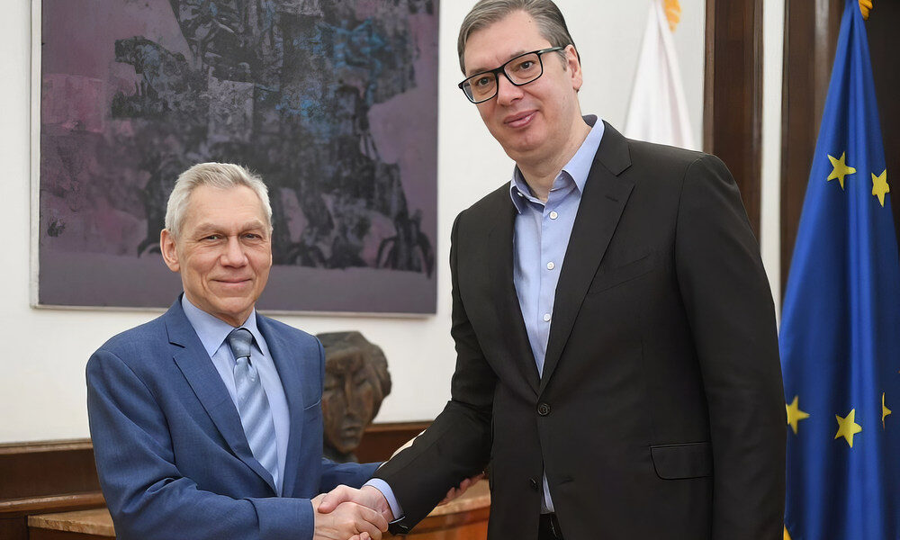 Az orosz Sándor és a szerb Sándor találkozott, ami jó alkalomnak bizonyult, hogy egyetértsenek és gratuláljanak egymásnak
