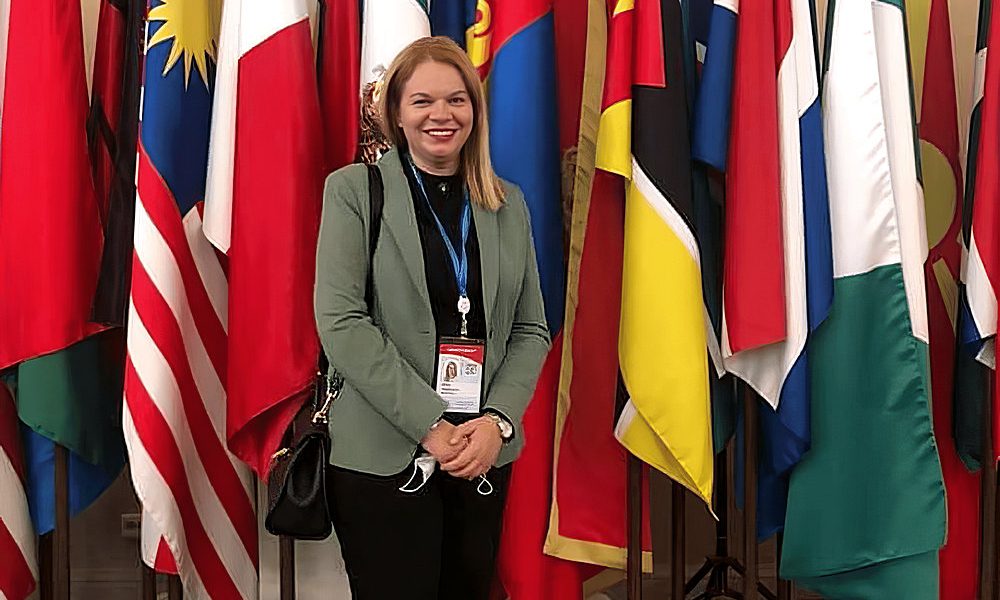 Maja Vukićević nagy örömmel szavaz Koszovó tagsága ellen, hiábavaló minden politikai- és médiahajsza. Ezt közölte a montenegrói szerb Demokrata Néppárt a szavazás előtt, vagyis itt egy "előre bejelentett szavazás krónikája" következik