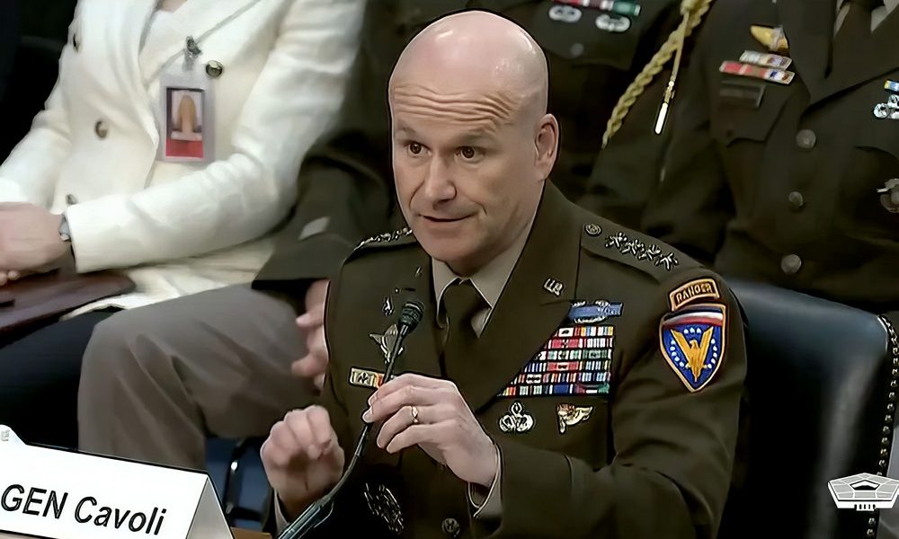 Jelentősen fokozzák a NATO-erők jelenlétét és tevékenységét a Nyugat-Balkán térségében, válaszul a szerb fenyegetésekre