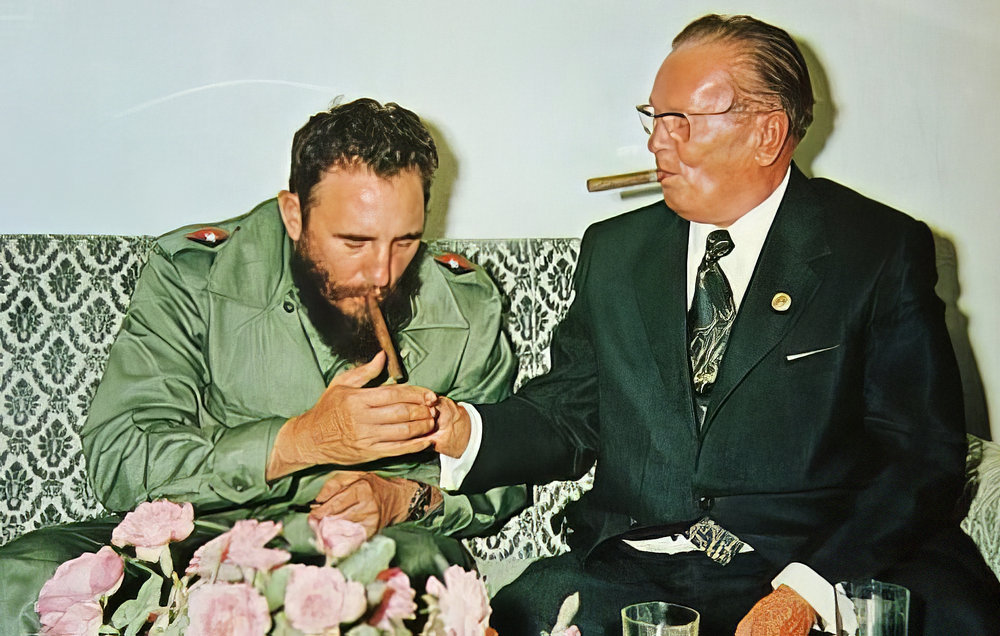 Josip Broz Tito a délszláv népek "Luther Mártona" és legellentmondásosabb diktátora 6 Együtt szivaroztak